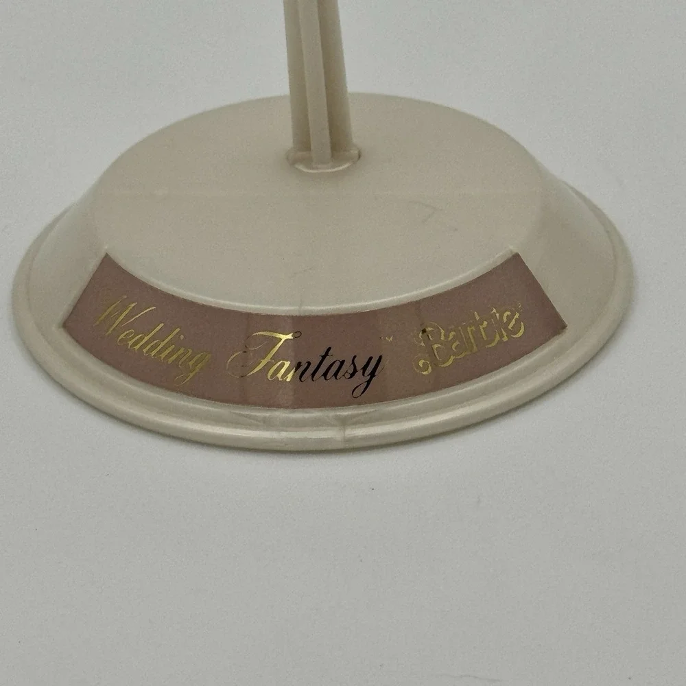 1985 Wedding‎ Fantasy Barbie Doll Stand Mattel Vintage Collector Display